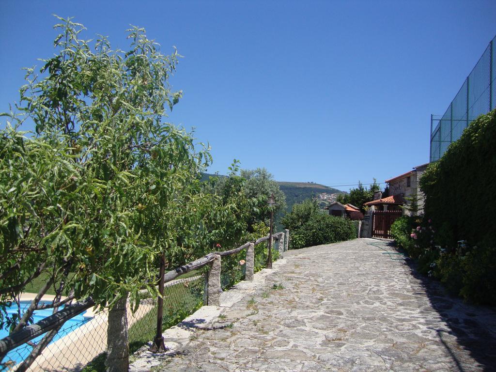 Refugio Dos Cregos Guest House Riba de Mouro Luaran gambar